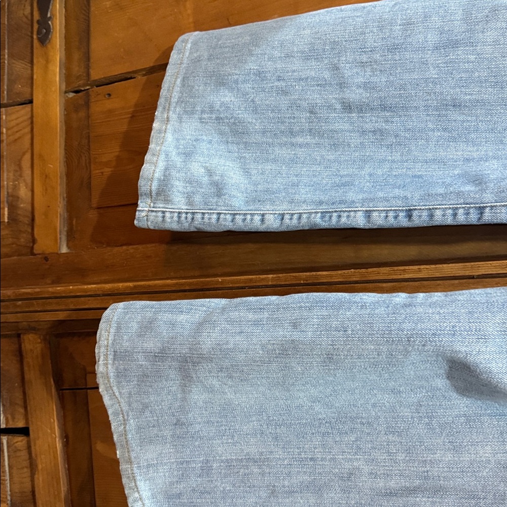 Classic Blue Denim Jeans petite shirt length - Picture 7 of 9